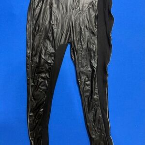 Women’s Black Faux Leather Leggings Size 6